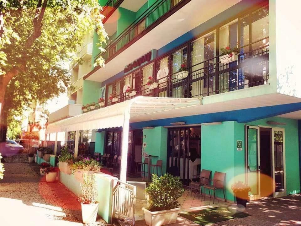 Hotel Camay Cesenatico Esterno foto
