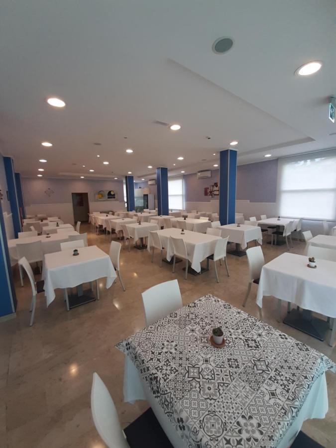 Hotel Camay Cesenatico Esterno foto